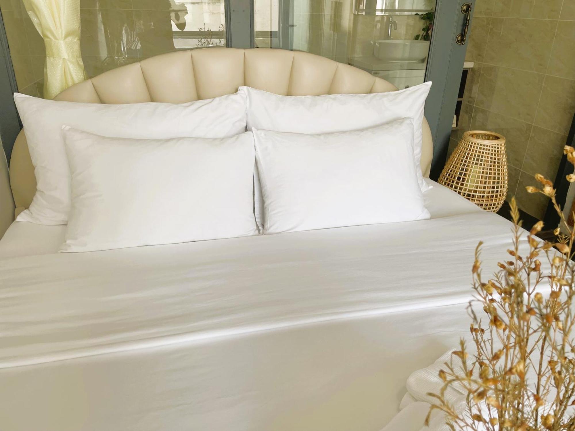6Even Hotel - Have A Staycation In The Cafe Apartments Building Хошимин Экстерьер фото