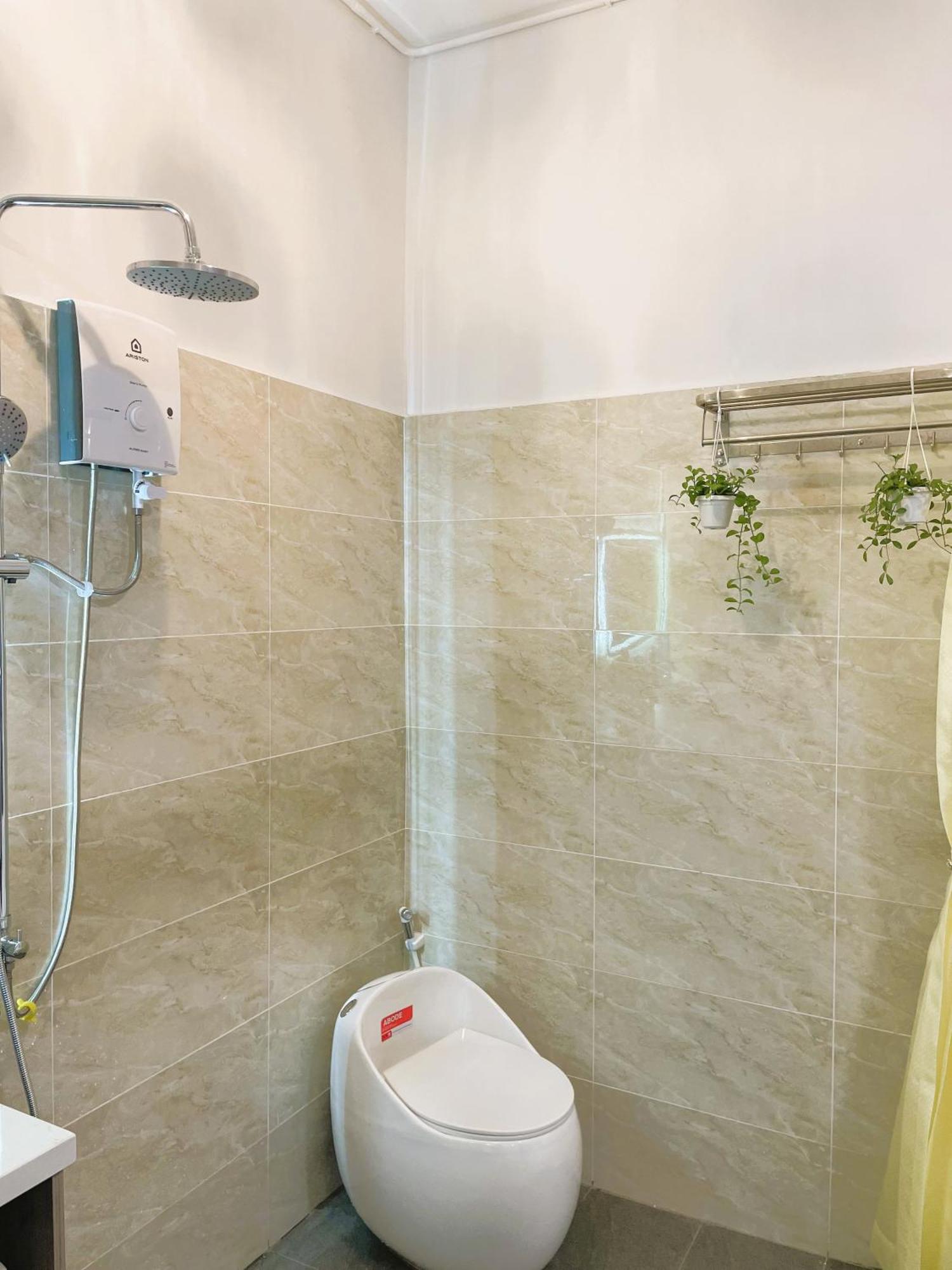 6Even Hotel - Have A Staycation In The Cafe Apartments Building Хошимин Экстерьер фото